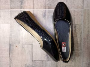 Black Patent Bellies