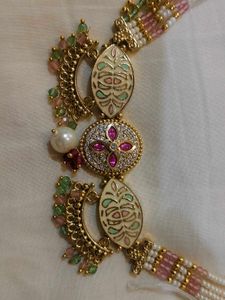 Elegant Kundan Necklace &amp; Earring Set