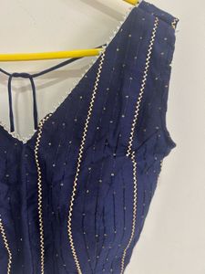 Elegant Navy Blue Lehenga with Padded Blouse