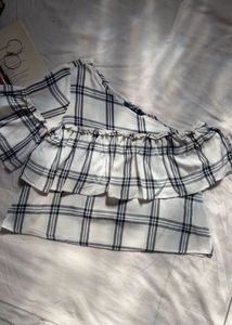 Chic Plaid One-Shoulder Ruffled Top