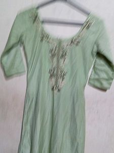 Elegant Embroidered Kurta dupatta no lower