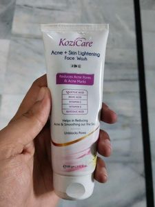 Kozicare Acne + Skin Lightening Face Wash