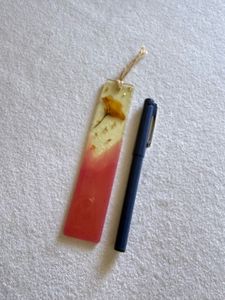 🌸Resin Bookmark- 1