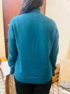 Stylish Teal Cutout Sweater