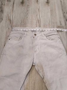 Ma6136 Lea Carb jeans waist 32 inches