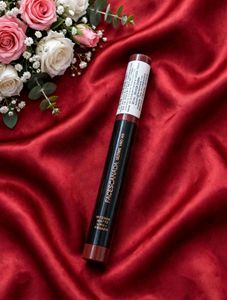 Faces Canada Ultime Pro HD Matte Lip Crayon