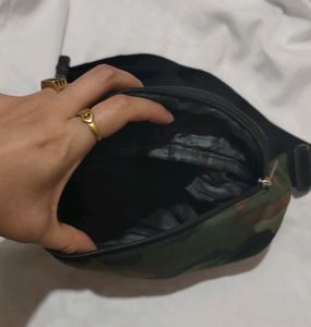 Camouflage Waist Bag (Unisex)