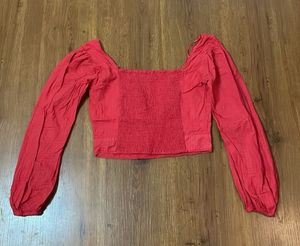Chic Red Square Neck Long Sleeve Crop Top