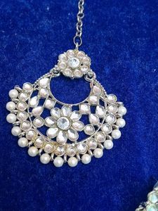 Elegant Indian Jewelry Set
