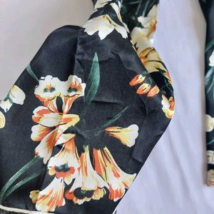 Luxurious Floral Print Silk Pajama 🌸