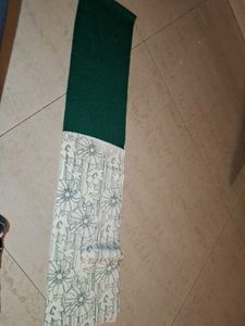 premium Green &amp; Floral Scarf(unused)
