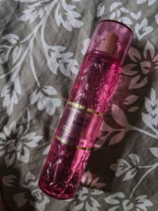 Bath &amp; Body Works Covered in Roses Mist