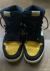 Nike Air Jordan 1 High Yellow Bred Toe