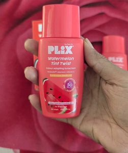 Plix &amp; WishCare Sunscreen bundle