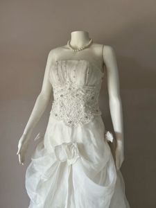 Exquisite White Bridal gown