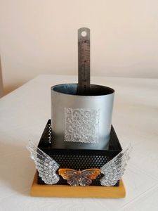 Pen Stand with Visiting Card Holder.