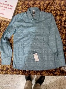 Patterned Grey Shirt