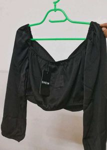 Chic Black Cut-Out Bow Crop Top