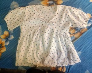 Cute Floral Print Puff Sleeve Top