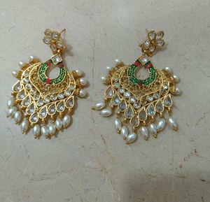 Elegant Pearl &amp; Crystal Jhumka Earrings