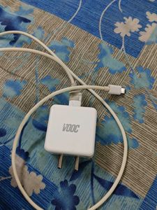 Realme VOOC Charger - Fast Charging