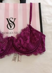 NEW Victoria's Secret Pushup Bra