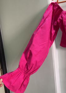 Baesic Vibrant Pink Crop Top