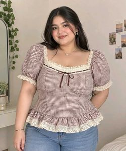 Cute Gingham Puff Sleeve Top