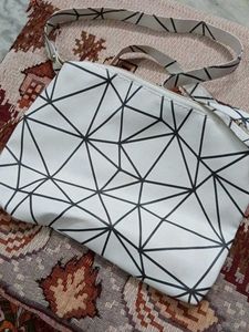 Chic Geometric Print Crossbody Bag