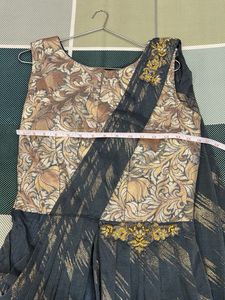 Elegant Ethnic Gown for Special Occasions