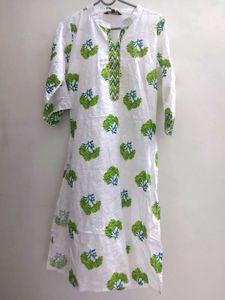 Elegant White Kurta with Green Print
