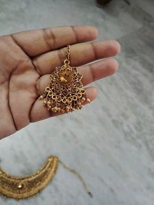 17.Gold Choker Necklace Set