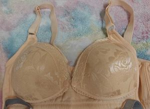 5 Pack Premium Nursing Bras ( Imported )