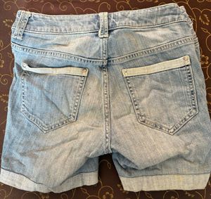 Classic Light Wash Denim Shorts