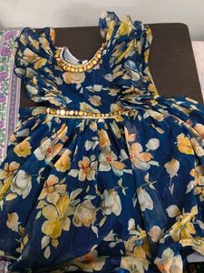 Beautiful Floral Print Ethnic Gown