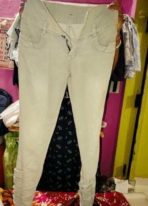 grey jeans 👖