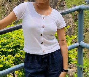 White Button-Up Cropped Top✨