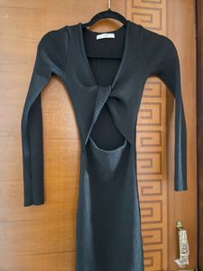 size-xs-m-stretchable- Knit Cutout Midi Dres