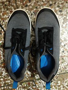 Women's Crocs Grey Casual Sneakers