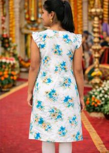 Beautiful Floral Print Kurta for Women