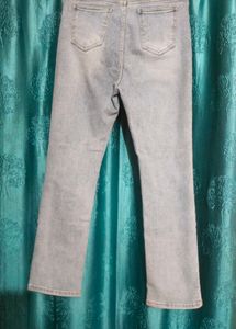 THX, V Light Wash Denim Jeans