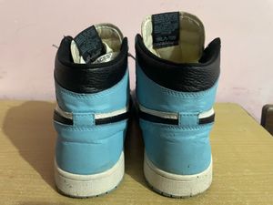 Nike Air Jordan 1 UNC