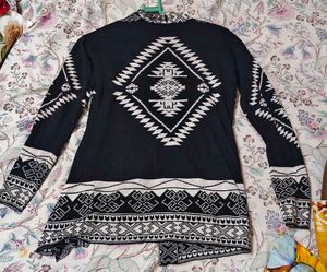 Black &amp; White Geometric Pattern Cardigan