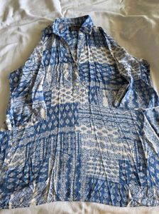 Blue &amp; White Printed Top