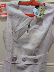 Chic Pink Textured Sleeveless Dress