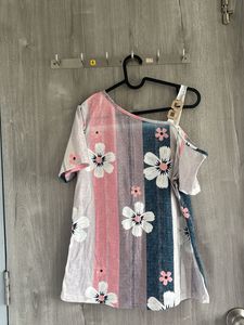Floral Print Cold Shoulder Top