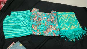 Teal Paisley Print Kurta Set with Scarf