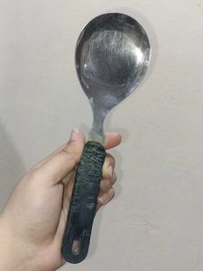 Kitchen Utensil Set Of 3 Spoons.