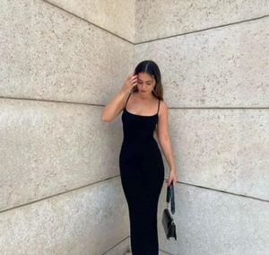 Elegant Black Bodycon Maxi Dress