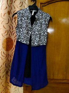 Stylish Sleeveless top